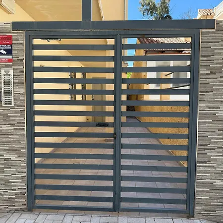 A6- Carihuela Nidos 2 Hab, Wifi, Terraza Torremolinos